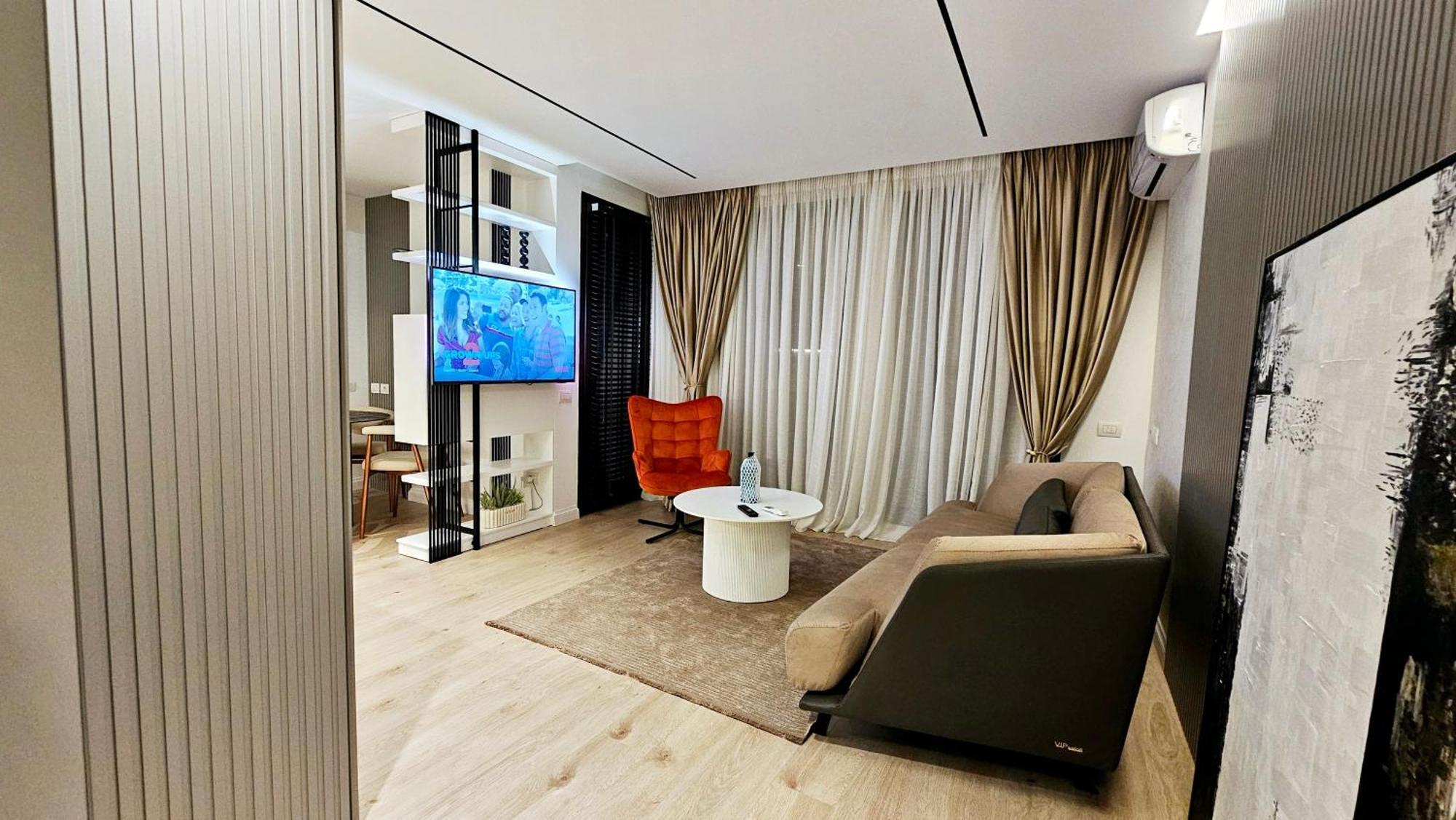 Center Easy_luxury Apartament *