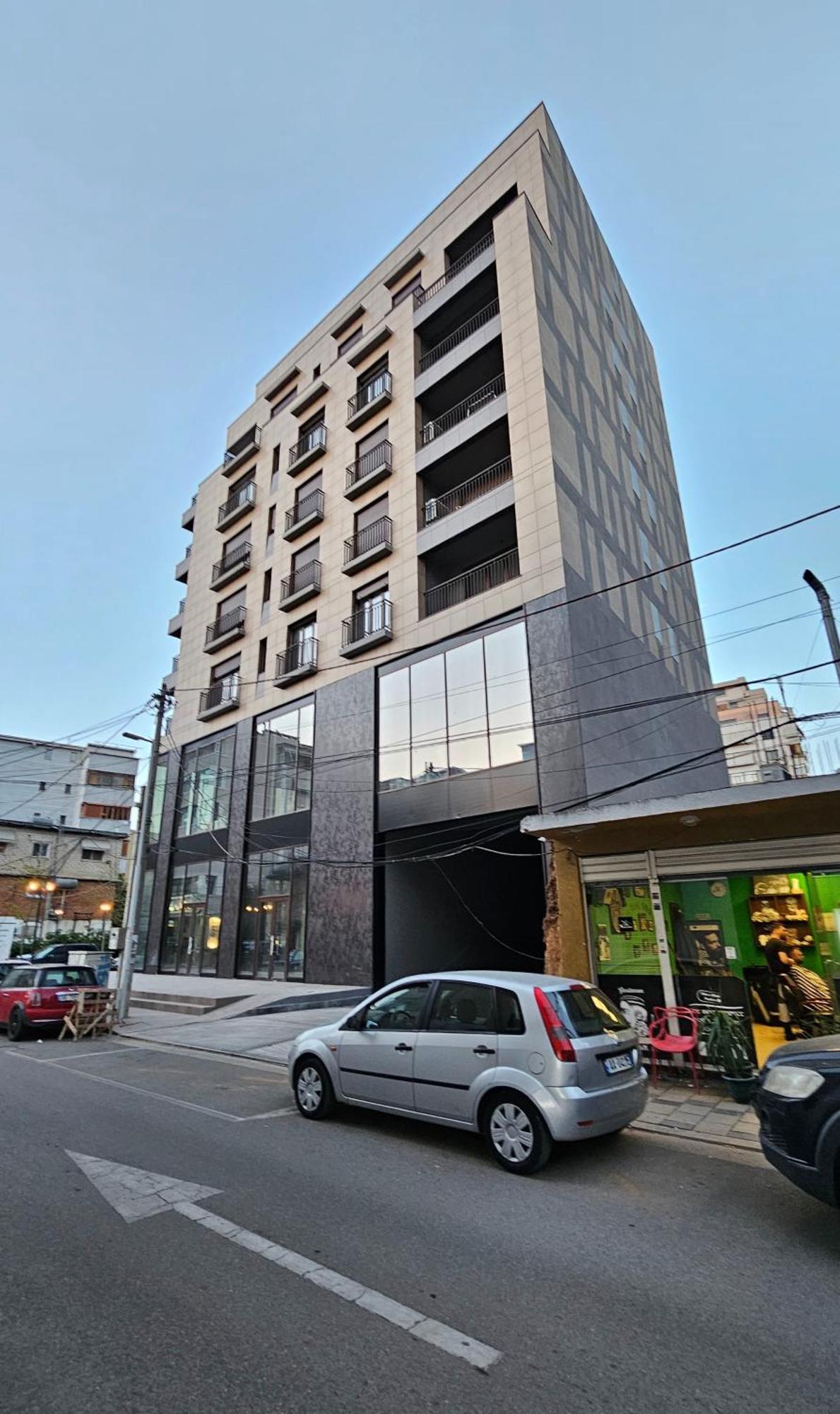 Center Easy_luxury Apartament *